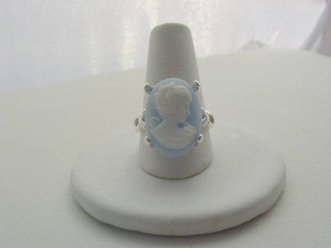 Sterling Silver Victorian Style Lady Blue White Cameo Ring