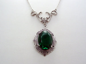 Art Nouveau Emerald Green Drop Necklace Vintage Czech Glass