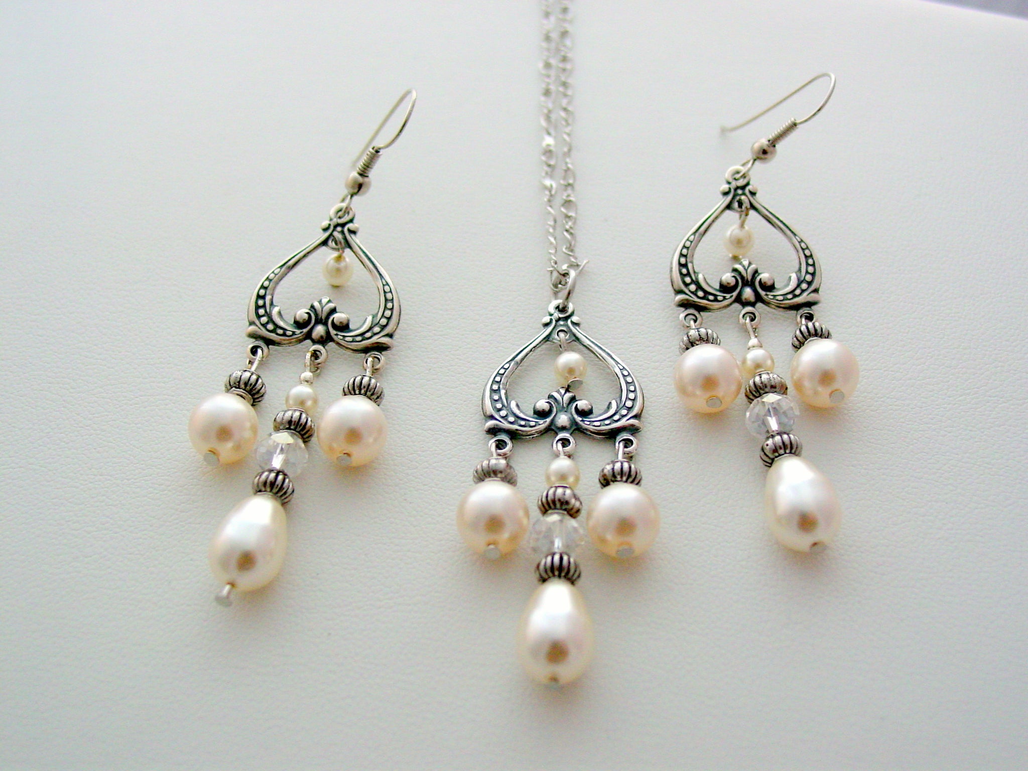 Victorian Traditional Wedding Necklace Earrings Set Off White Pearl Bridal Gift