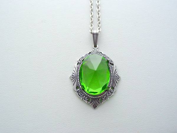 Art Deco Style Peridot Faceted Crystal Necklace, Drop Necklace, Vintage Glass