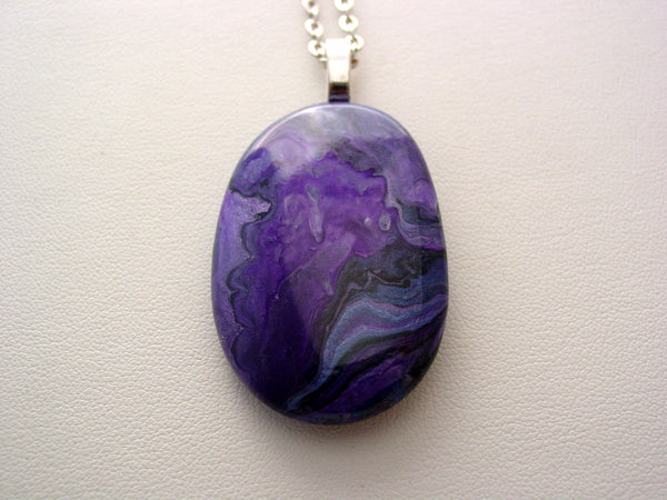 River Rock Jewelry Purple Metallic Wearable Fluid Art Necklace Original Alaskan Rock Organic Jewelry Dirty Pour Necklace With Chain (rr1m)